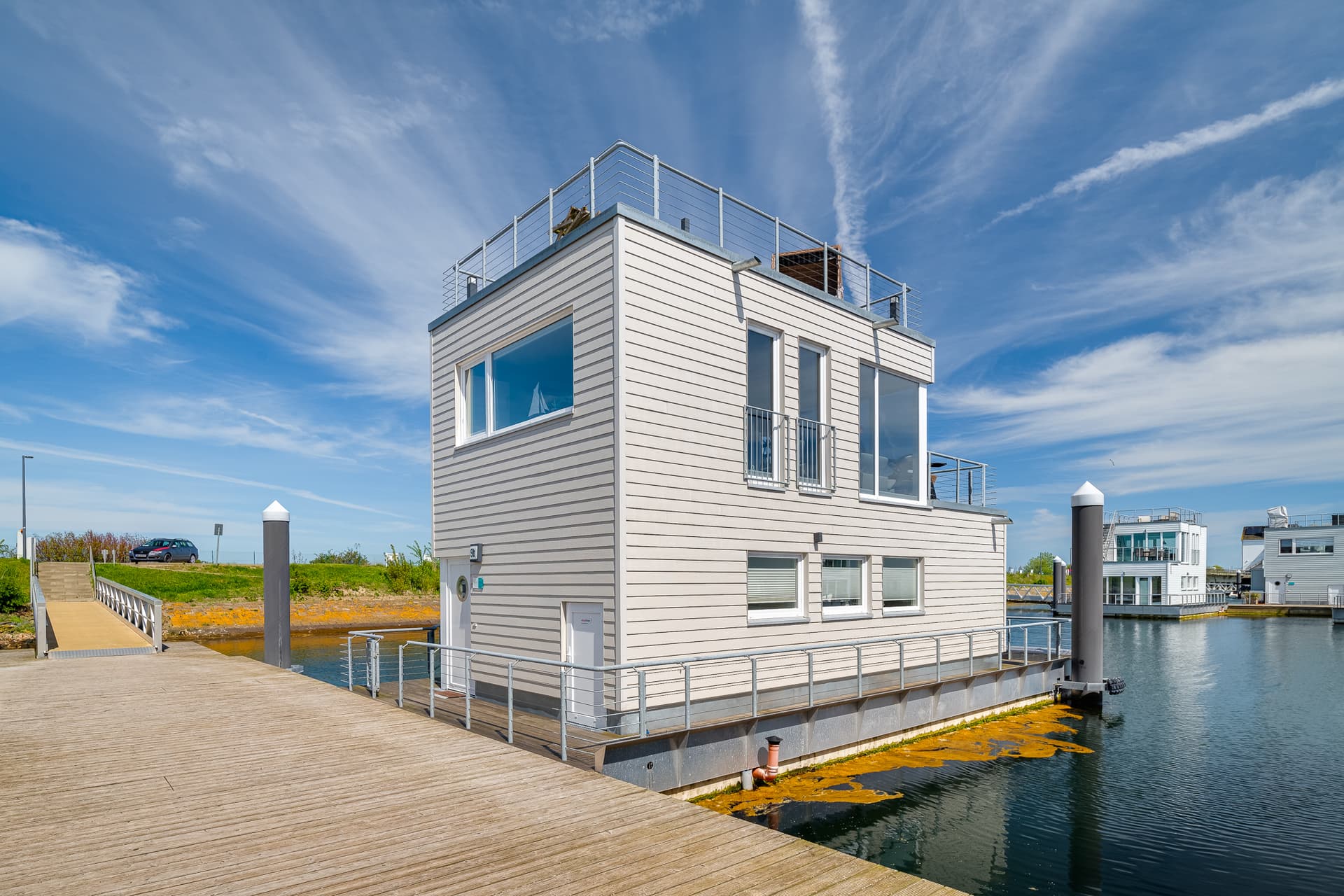 Gemütliches Hausboot An Bord 1 mit Sauna und Dachterrasse im Ostseeresort Olpenitz